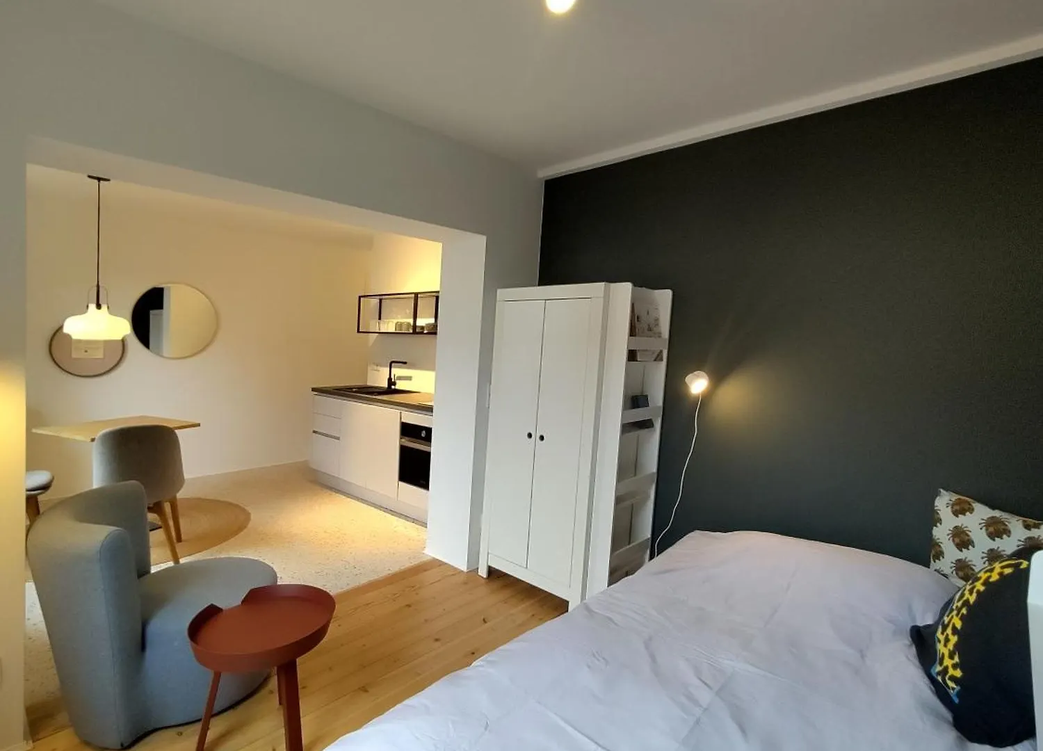 Steenkamp•Studio Auntys' Chamber Hamburg-Harburg Appartement