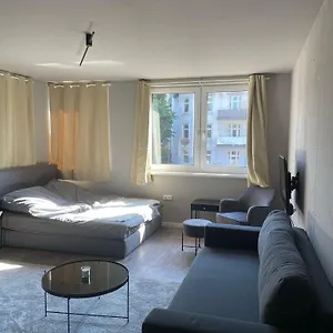 Nordlicht Loft Naehe Barclays Arena Apartment